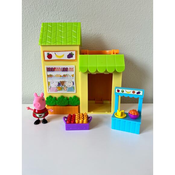 Peppa Pig Little Farmer's Market Playset w Figure and Accessories - Picture 1 of 7